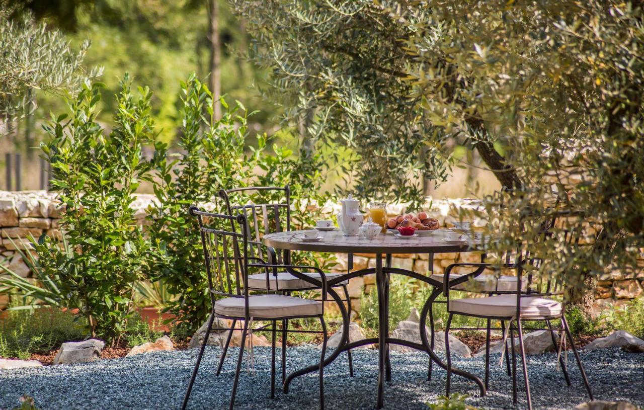 Family Villa Lipica with private pool&jacuzzi Pazin Esterno foto